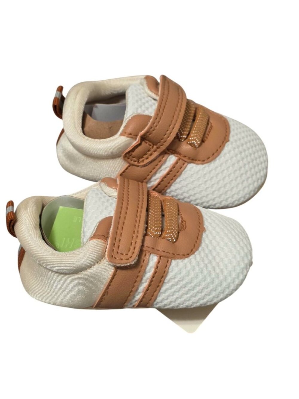 Baby Soft Sole Shoes With Anti-Slip Heart Pattern - Picture 7 of 8